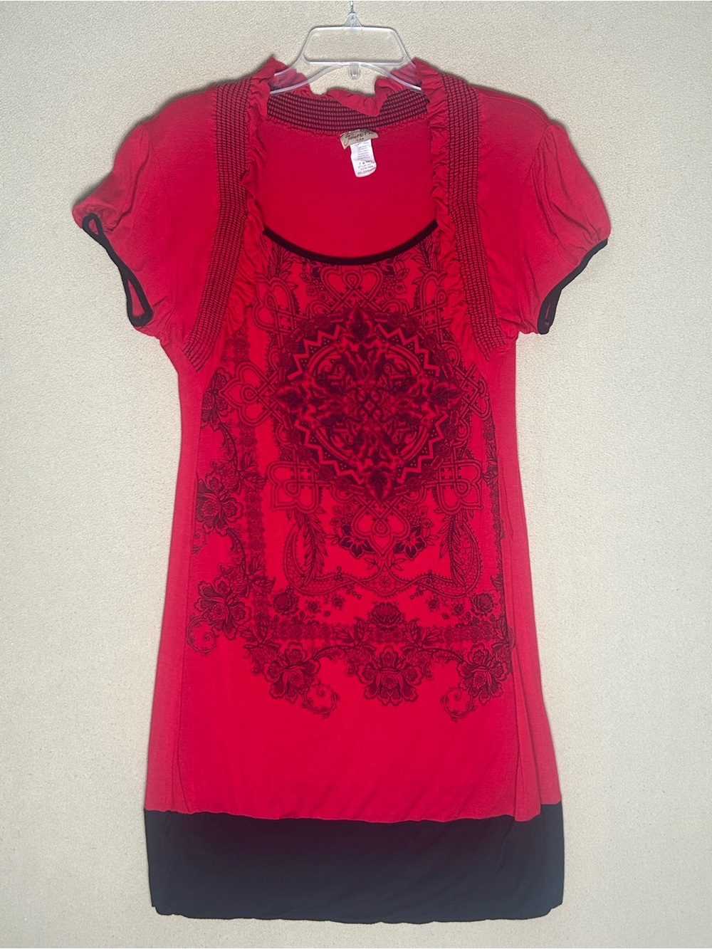Plus size Red Short-Sleeve Graphic Tunic Top - Mini dress Size 2X Flattering fit